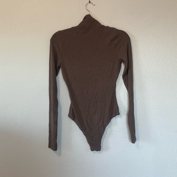 The Foxy Kind Ribbed Turtleneck Long Sleeve Bodysuit Brown L - Picture 3 of 9